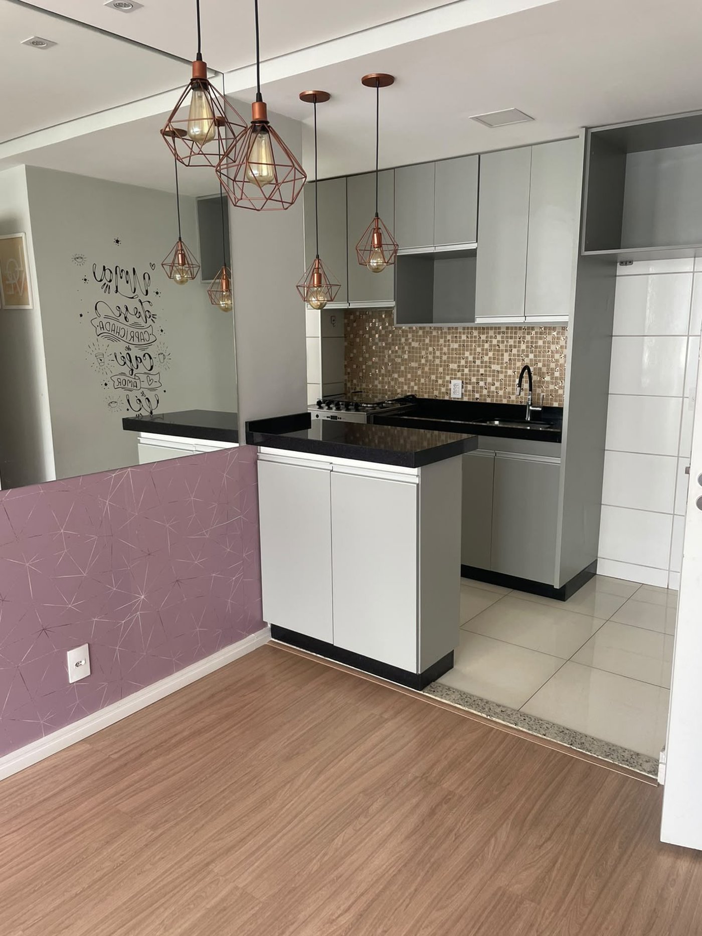 Apartamento para alugar com 2 quartos, sendo 1 suíte, em Jardim das Colinas, Hortolândia, SP