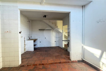 Casa Térrea à venda com 4 quartos, sendo 1 suíte, em Água Fria, São Paulo, SP