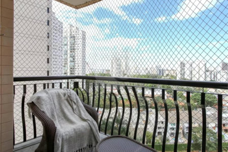 Apartamento reformado a venda no Alto da Boa Vista