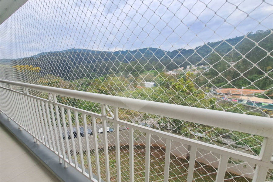 Apartamento à venda com 3 quartos, sendo 1 suíte, em Jardim Peri, São Paulo, SP
