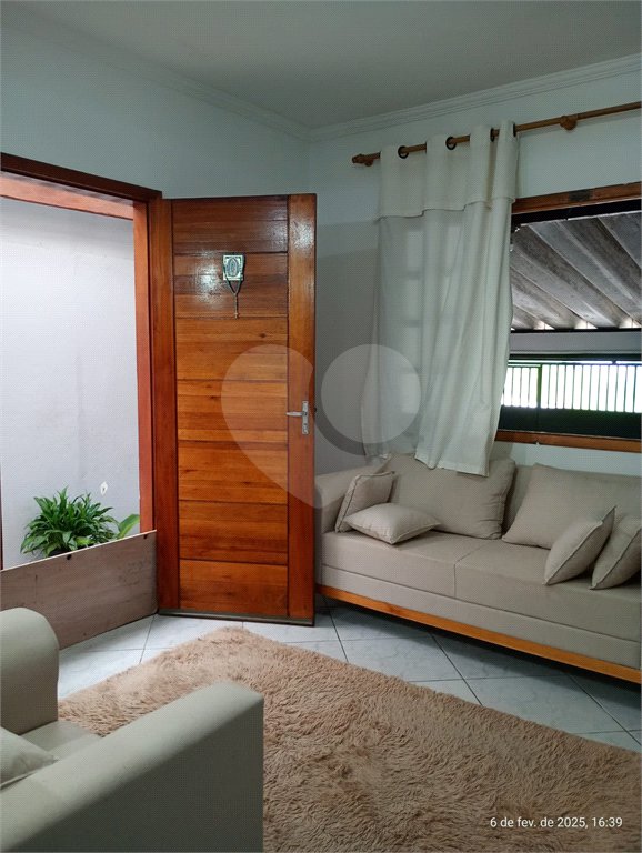 Casa à venda com 2 quartos, sendo 1 suíte,  em Jardim Cambuci, Mogi das Cruzes, SP
