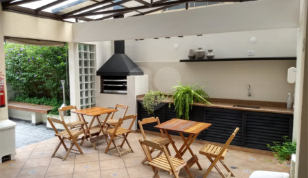 Apartamento à venda com 3 quartos, sendo 1 suíte, em Vila Olímpia, São Paulo, SP