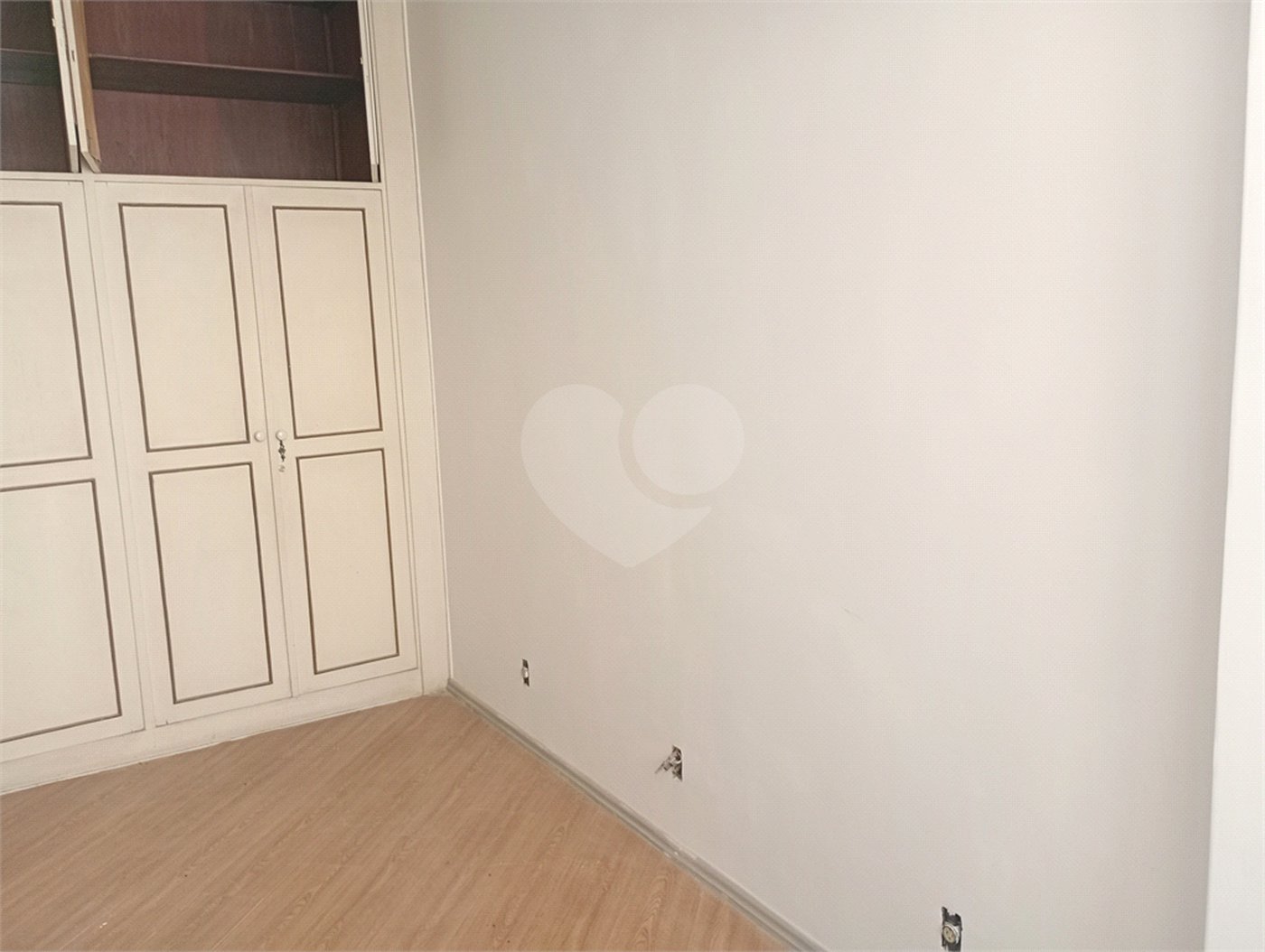 Apartamento à venda com 3 quartos, sendo 1 suíte, em Laranjeiras, Rio de Janeiro, RJ