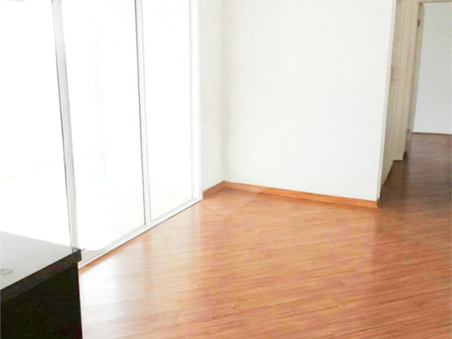 Apartamento à venda com 2 quartos, sendo 1 suíte,  em Santana, São Paulo, SP