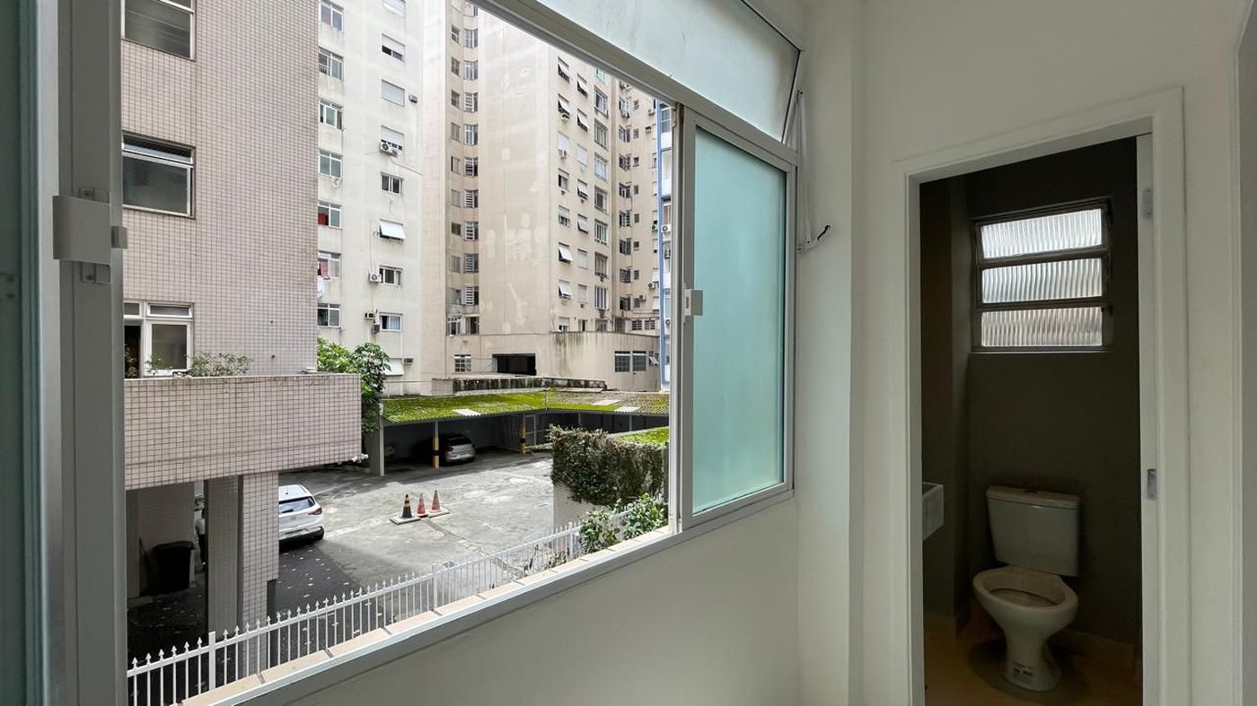 Apartamento com 2 dormitórios à venda, 100 m² por R$ 830.000,00 - Boqueirão - Santos/SP