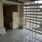Sobrado à venda com 6 quartos, sendo 1 suíte,  em Jardim Las Vegas, Guarulhos, SP
