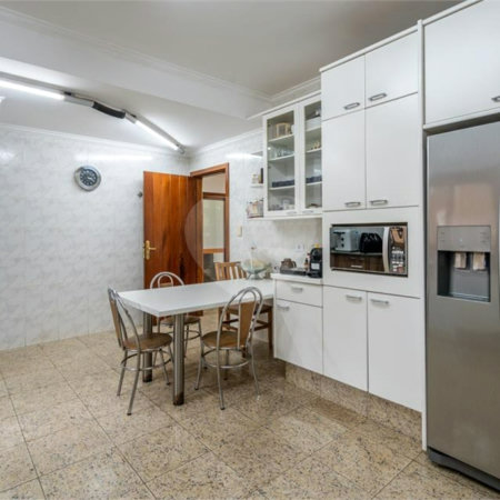 Casa à venda com 4 suítes no Centro, Três Lagoas, MS