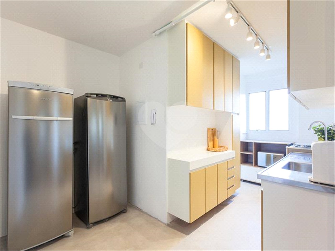 Apartamento à venda com 4 quartos, sendo 1 suíte, em Vila Olímpia, São Paulo, SP