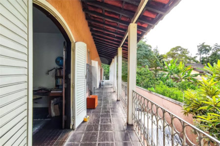 Sobrado à venda com 4 quartos, sendo 2 suítes,  em Jardim Morumbi, São Paulo, SP