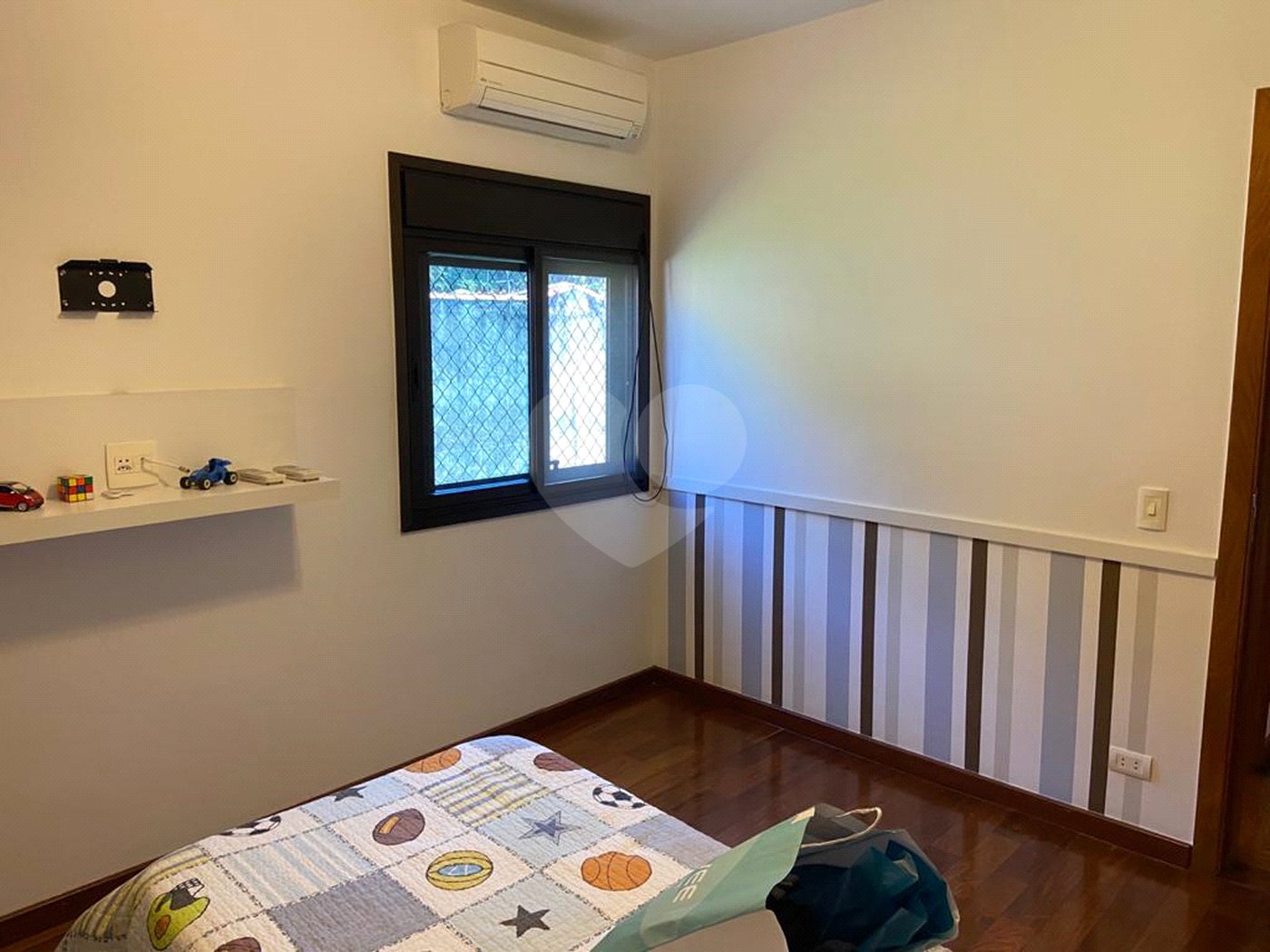 Sobrado à venda com 3 quartos, sendo 1 suíte, em Horto Florestal, São Paulo, SP