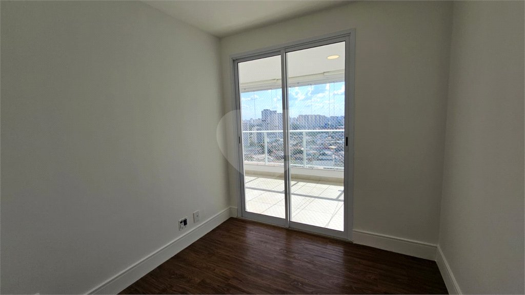 Apartamento à venda ou para alugar com 3 quartos, sendo 2 suítes, em Vila Anastácio, São Paulo, SP