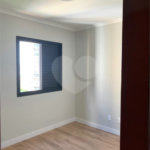 Apartamento à venda com 3 quartos, sendo 1 suíte,  em Vila Andrade, São Paulo, SP