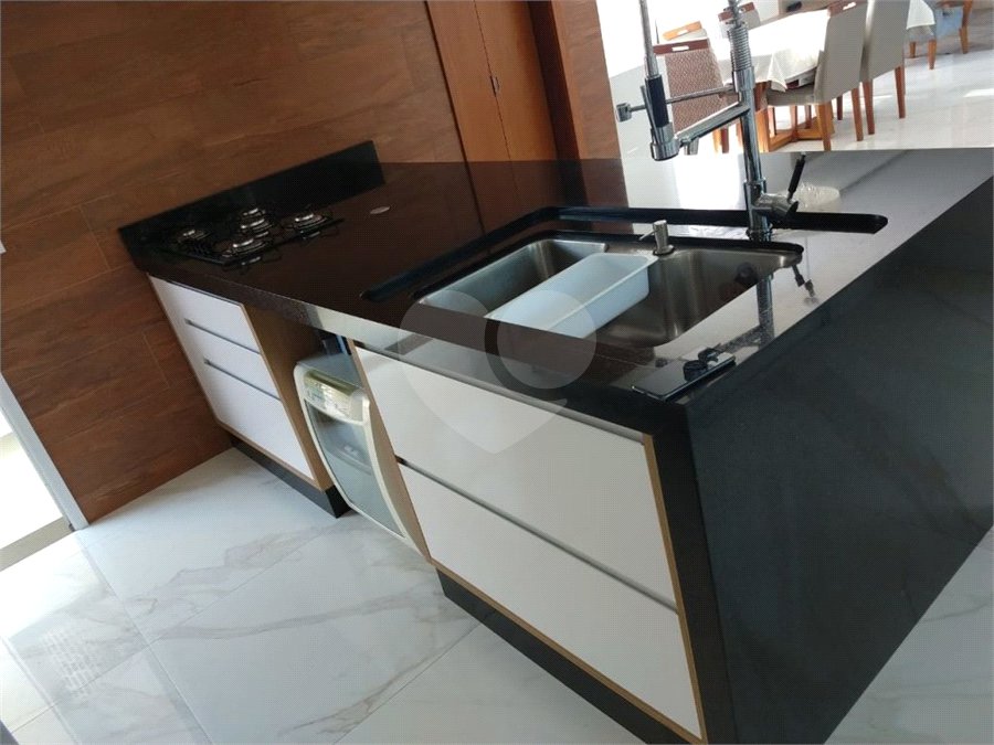 Casa à venda com 3 suítes no condomínio Aruã Ecopark Lagos, Mogi das Cruzes - SP