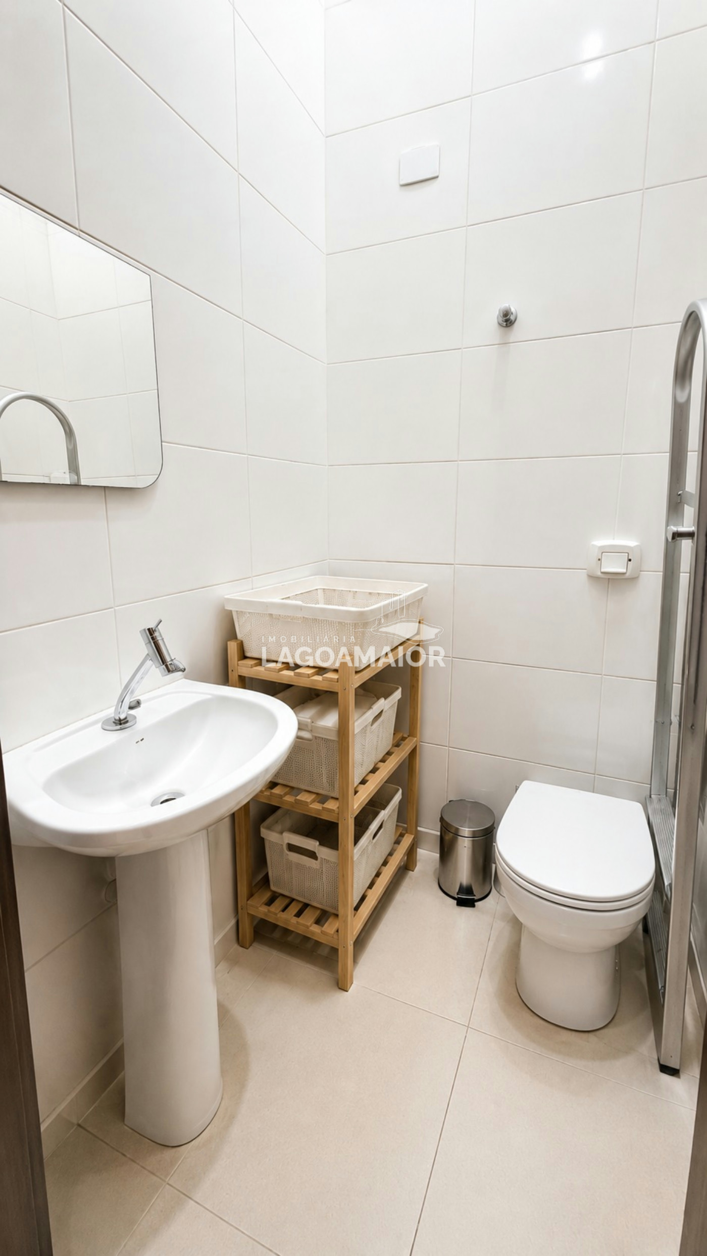 Casa à venda com 3 quartos, sendo 1 suíte,  em Jardim das Paineiras, Três Lagoas, MS