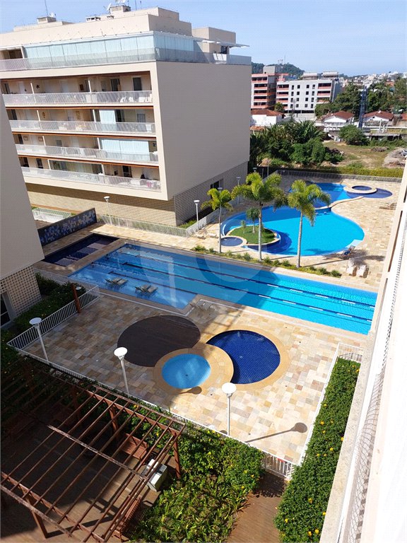Apartamento à venda com 3 suítes em Itaguá, Ubatuba, SP