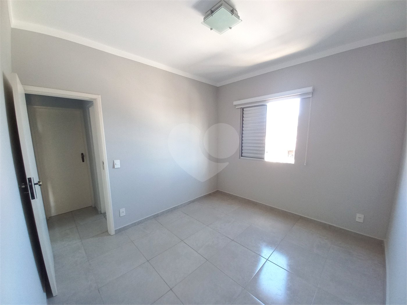 Apartamento à venda com 2 quartos em Vila Suissa, Mogi das Cruzes, SP