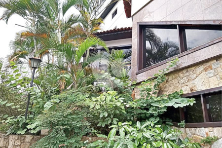 Sobrado à venda ou para alugar com 4 quartos, sendo 1 suíte, em Jardim Franca, São Paulo, SP
