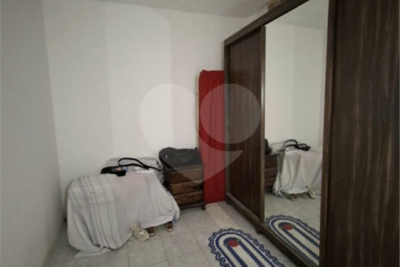 Casa à venda com 6 quartos, sendo 1 suíte,  em Vila Vitória, Mogi das Cruzes, SP