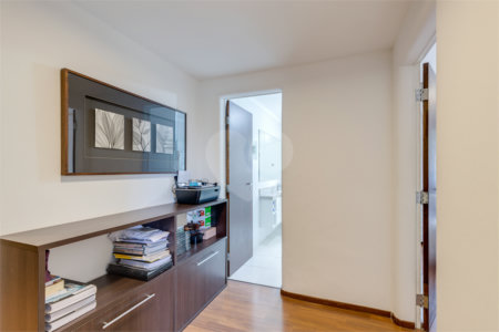 Apartamento à venda com 3 quartos, sendo 1 suíte,  em Granja Julieta, São Paulo, SP