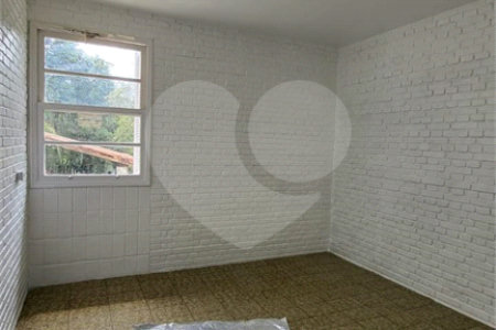 Chácara à venda com 3 quartos, sendo 2 suítes, em Planalto Verde, São Roque, SP