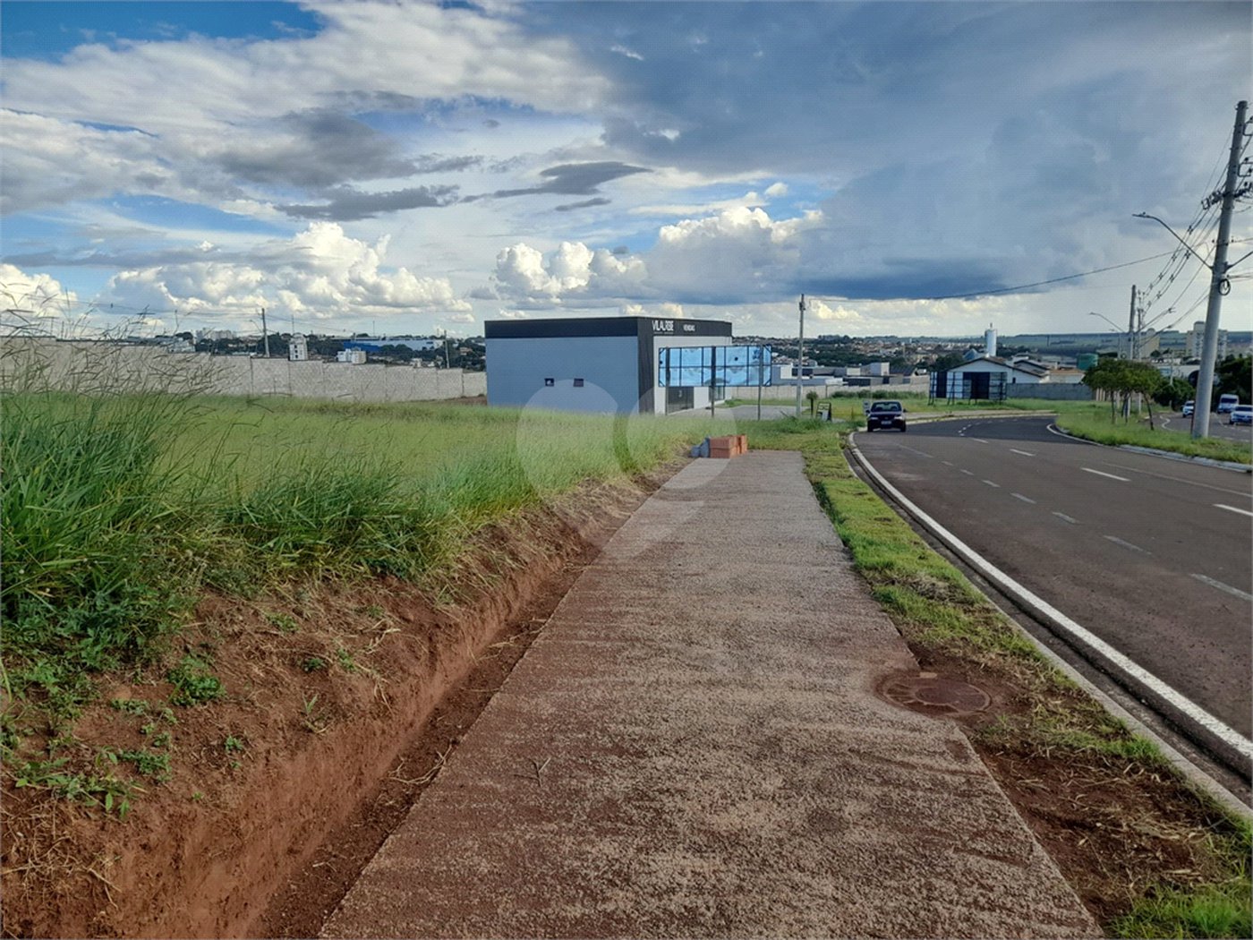 Lote Comercial à Venda na Avenida Bruno Ruggiero -São Carlos/SP