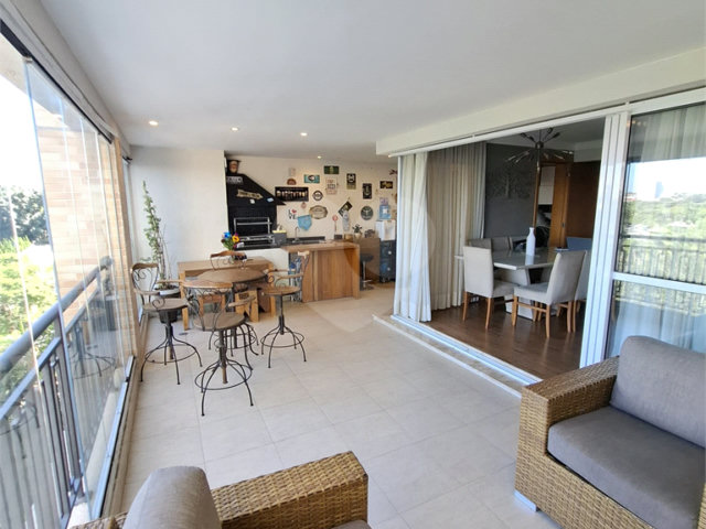 Apartamento à venda com 3 suítes em Jardim Marajoara, São Paulo, SP