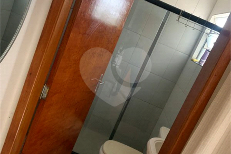 Sobrado à venda com 4 quartos, sendo 1 suíte, em Horto, São Paulo, SP