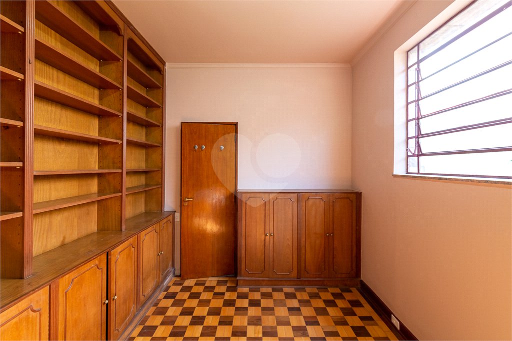 Casa à venda com 4 quartos, sendo 2 suítes, em Perdizes, São Paulo, SP