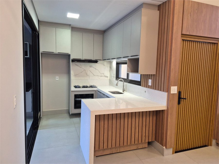 Casa à venda com 3 suítes no condomínio Jardim Park Vista Real, Indaiatuba - SP
