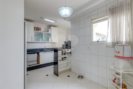 Apartamento à venda com 3 suítes em Vila Mascote, São Paulo, SP