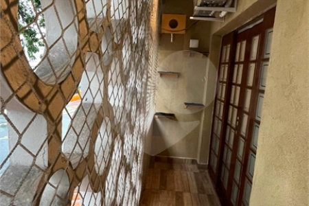 Sobrado à venda com 2 quartos em Vila Uberabinha, São Paulo, SP