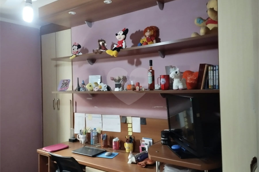 Sobrado à venda com 4 quartos, sendo 1 suíte, em Tremembé, São Paulo, SP