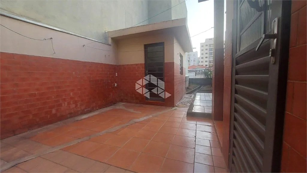 Casa à venda com 4 quartos, sendo 1 suíte,  em Lapa, São Paulo, SP