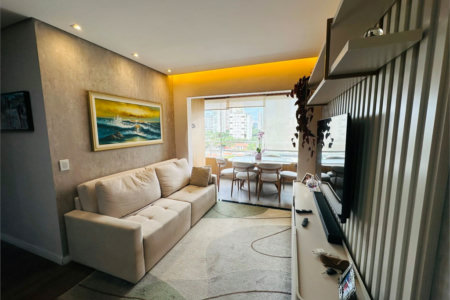 Apartamento à venda com 2 quartos, sendo 1 suíte,  em Cidade Monções, São Paulo, SP