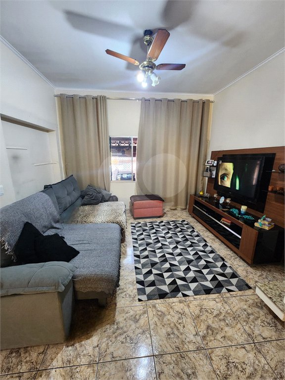 Sobrado à venda com 3 quartos, sendo 1 suíte, em Jardim Franca, São Paulo, SP