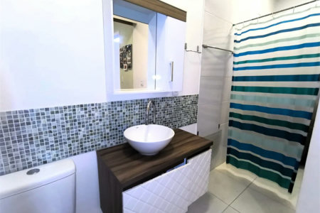 Sobrado à venda com 4 quartos, sendo 2 suítes, em Vila Morse, São Paulo, SP