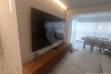 Apartamento à venda com 2 quartos, sendo 1 suíte, em Vila Santa Catarina, São Paulo, SP