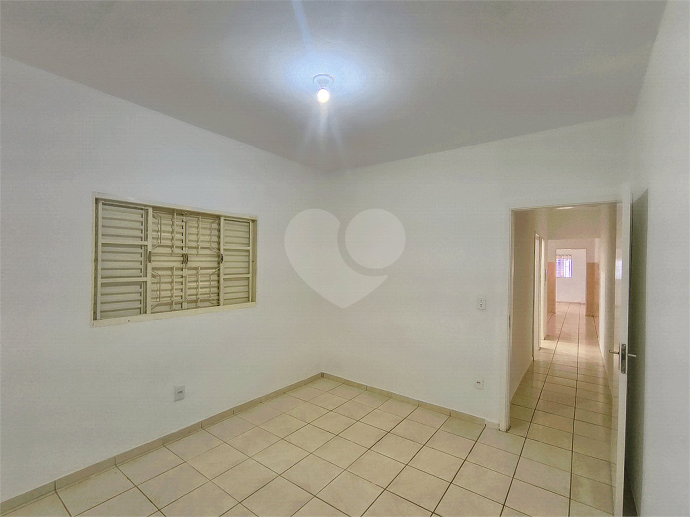 Casa à venda com 2 quartos em Jardim Juscelino Kubitschek, Indaiatuba, SP