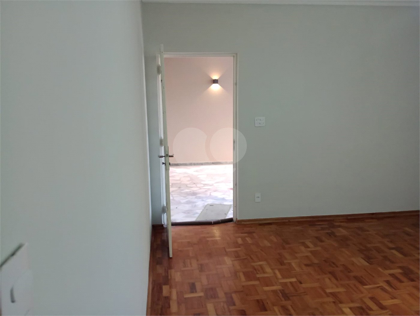 Casa à venda com 4 quartos, sendo 1 suíte, em Vila Rosa, Itapetininga, SP