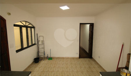 Sobrado à venda com 3 quartos, sendo 1 suíte,  em Vila Nova Mazzei, São Paulo, SP