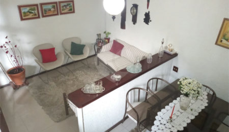 Sobrado à venda com 3 quartos, sendo 1 suíte,  em Vila Caputera, Mogi das Cruzes, SP
