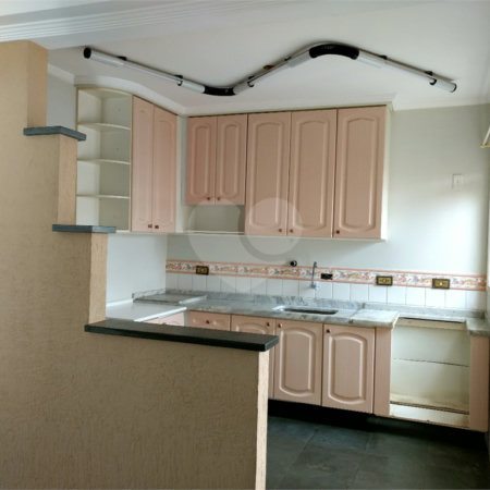 Casa à venda com 3 quartos, sendo 1 suíte, no condomínio Villaggio Dei Fiori, Louveira - SP