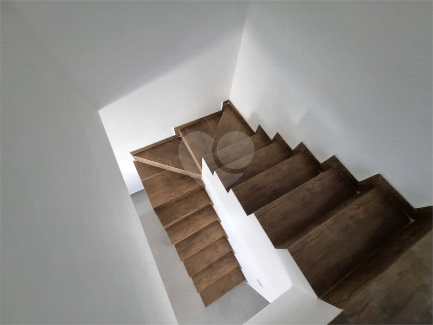 Casa à venda com 2 suítes no condomínio Residencial Américo Figueiredo, Sorocaba - SP