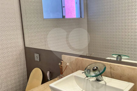 Casa de Vila à venda com 4 quartos, sendo 1 suíte, em Campo Grande, Rio de Janeiro, RJ