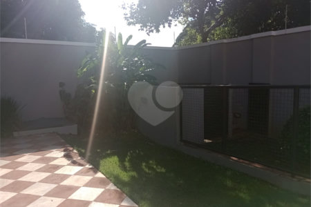 Casa à venda com 5 quartos, sendo 3 suítes, no Centro, Itapetininga, SP