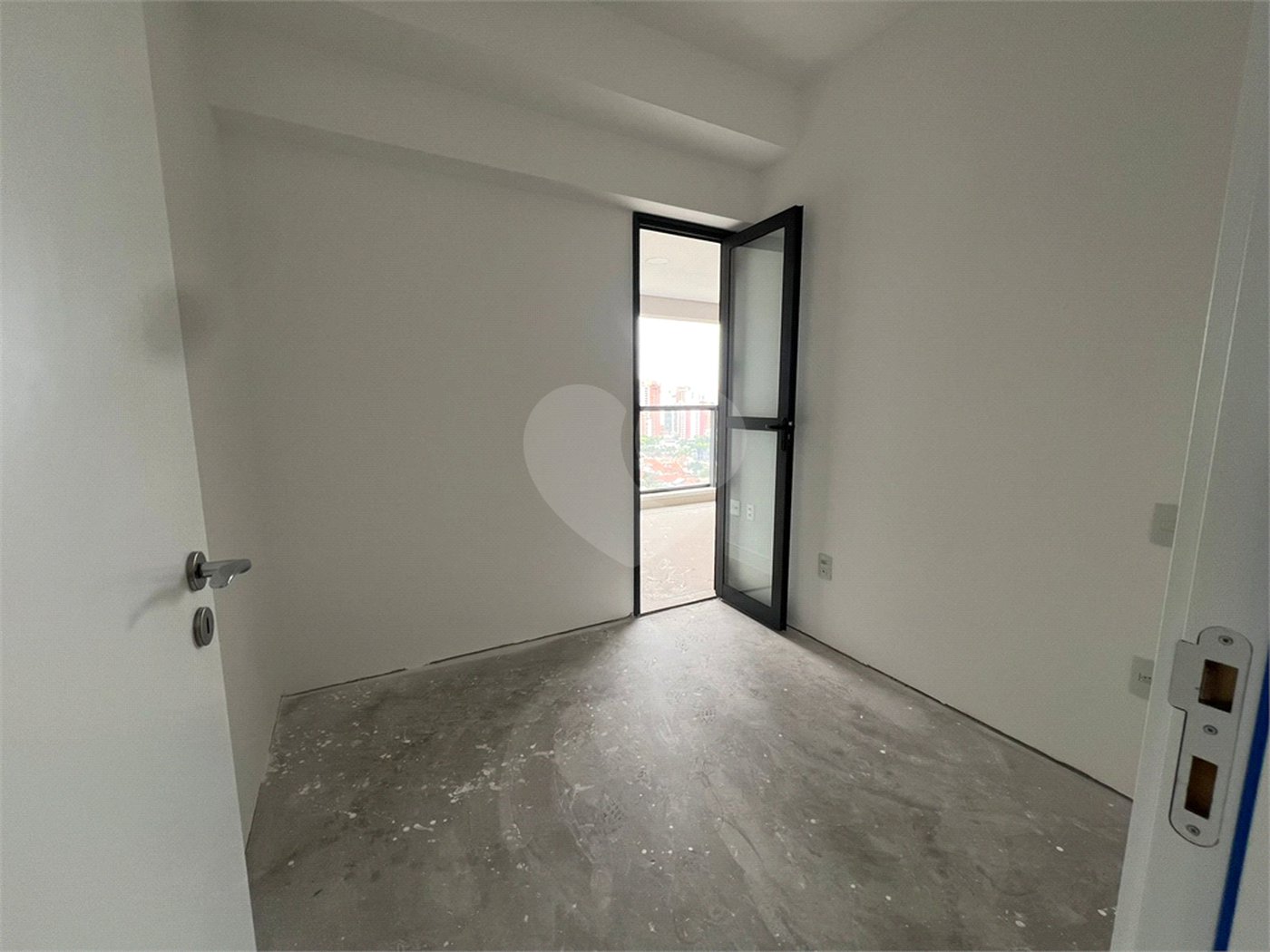 Apartamento à venda com 3 quartos, sendo 1 suíte, em Chácara Santo Antônio, São Paulo, SP