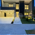Casa à venda com 4 suítes no condomínio Monaco, São José dos Campos - SP