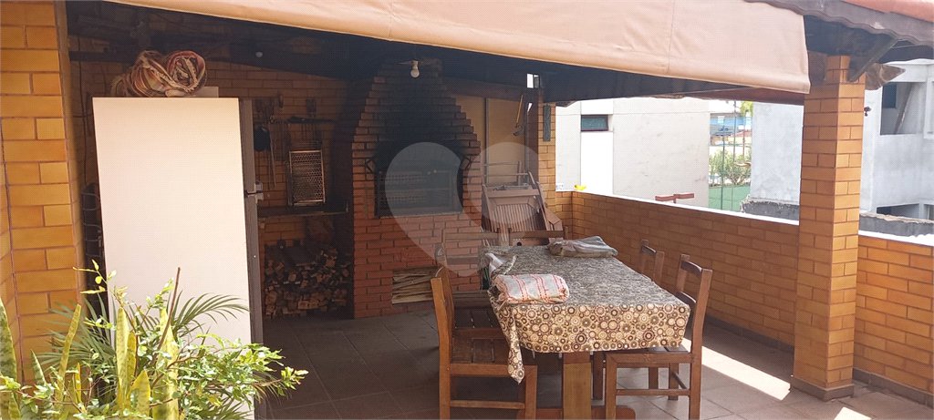 Sobrado à venda com 4 quartos em Água Fria, São Paulo, SP