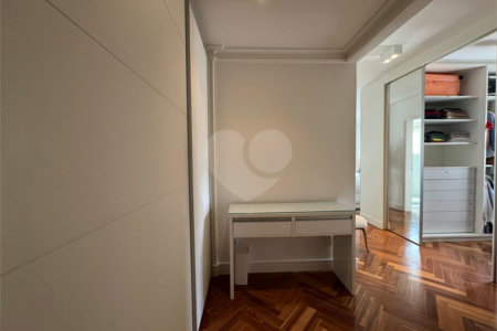 Apartamento à venda com 3 suítes em Consolação, São Paulo, SP