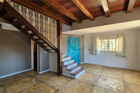 Casa à venda com 3 quartos, sendo 1 suíte,  no condomínio Vinhas da Vista Alegre - Lado Sede, Vinhedo - SP